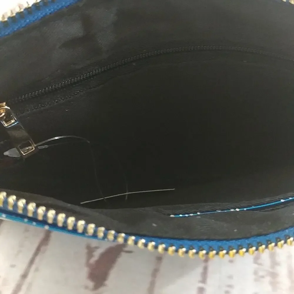Cosmetic Case Wristlet  - 889c